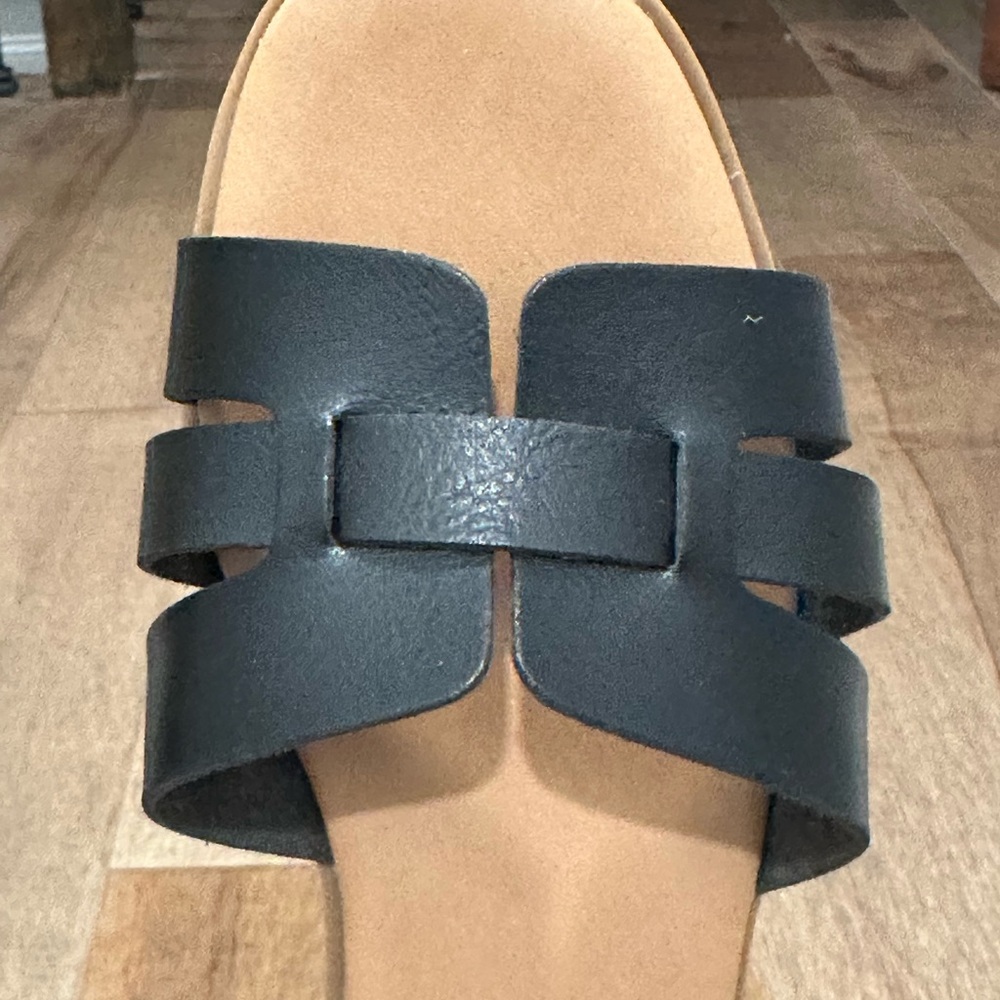 Like new. Sonoma Goods For Life® Rivka women's sandals. Black, Size 8. - Picture 9 of 13